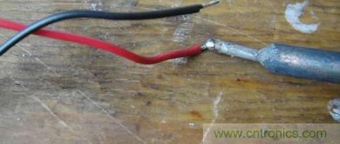 想減少電費嗎？DIY一個迷你風力發電機吧