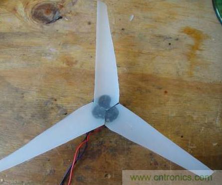 想減少電費嗎？DIY一個迷你風力發電機吧