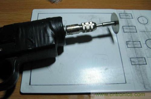 可調電源DIY：打孔，開槽