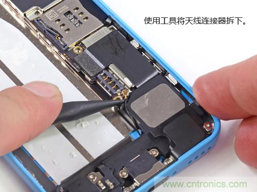 內部能否出“彩”？“五彩機身”iPhone 5C拆解揭秘