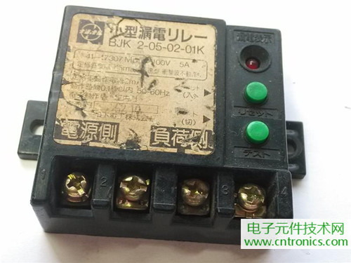 漏電保護器拆解：結構有差異，做工不錯