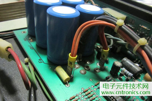 用料很給力！專業后級功放美國高峰FA1201拆解