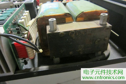 用料很給力！專業后級功放美國高峰FA1201拆解