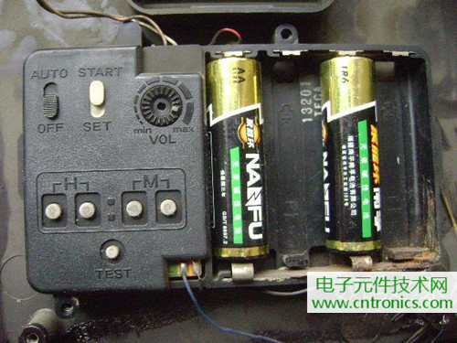 拆個老古董，日本精工石英電子掛鐘拆解