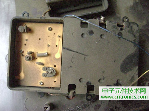 拆個老古董，日本精工石英電子掛鐘拆解