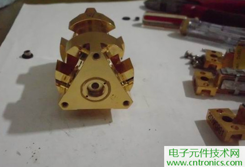 這貨一萬三？50W半導體激光模塊拆解