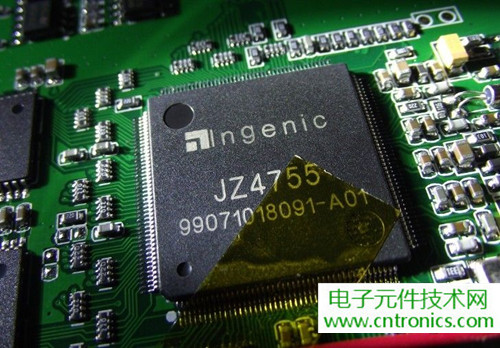 探秘電子紙！一款電紙書的電子墨水屏拆解
