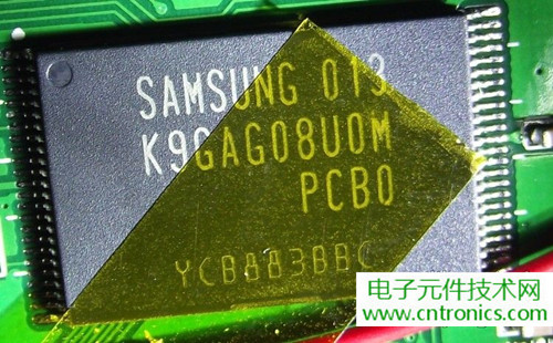 探秘電子紙！一款電紙書的電子墨水屏拆解