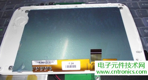 探秘電子紙！一款電紙書的電子墨水屏拆解