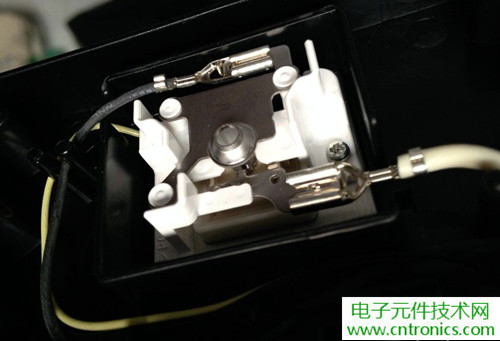 PM2.5殺手！松下納米水離子空氣凈化器拆解