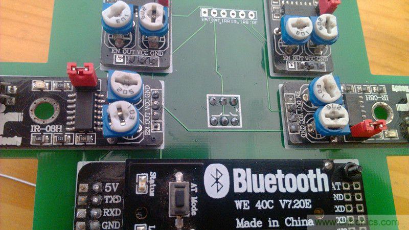 牛人力作！PCB版藍牙智能小車DIY