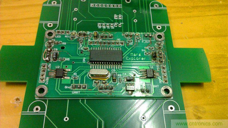 牛人力作！PCB版藍牙智能小車DIY