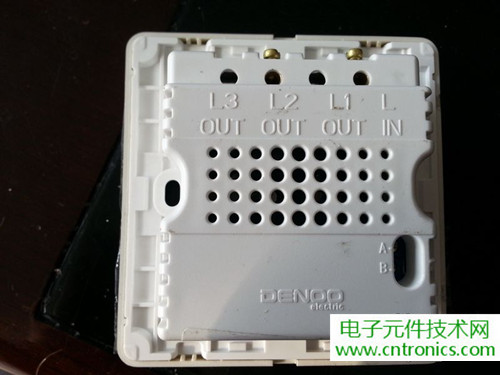 一款觸控開關拆解，做工不錯