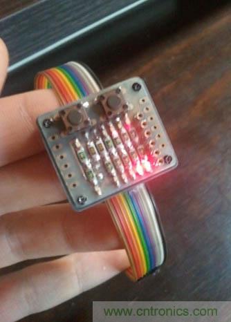 低調有內涵！別人看不懂的LED電子表DIY