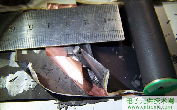 筆記本電池拆解，探秘電池內部結構