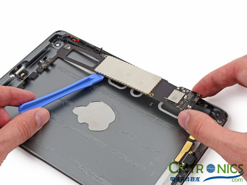 最新最牛最逆天的拆解：iPad Mini Retina 內部大揭秘！