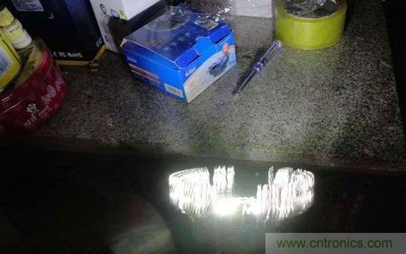變廢為寶！風扇散熱器變身山寨LED燈