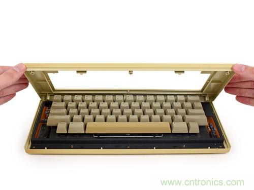 拆！古董級Macintosh 128K電腦