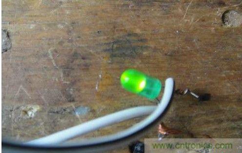 創意DIY！迷你風力發電機！