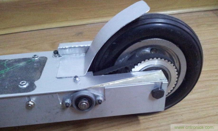 能工巧匠！DIY屬于你的電動滑板車！