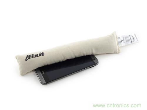 牛人強拆！新HTC One(M8)真機精密做工難修理