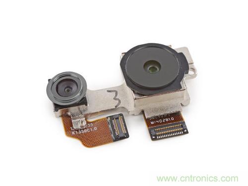 牛人強拆！新HTC One(M8)真機精密做工難修理