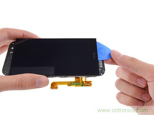 牛人強拆！新HTC One(M8)真機精密做工難修理
