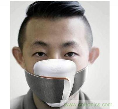 Frog Design 開發了一款可搭配手機應用程序使用的智能口罩概念原型，內建粒子傳感器，能警告使用者何時該戴上口罩