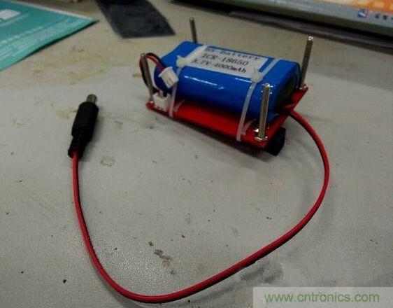 DIY神器：夜間不間斷電源，大學通宵嗨翻天！