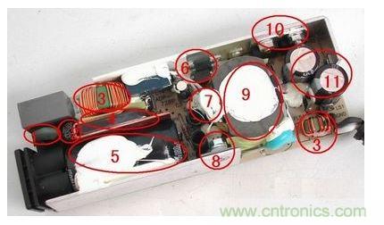 電源適配器的構造  6 1. 壓敏電阻，其功能是當外界電壓過高時，壓敏電阻阻值迅速變得很小，與壓敏電阻串聯的保險絲被熔斷，從而保護其他電路不被燒壞。  2. 保險絲，規格為2.5A/250V，當電路中的電流過大時，保險絲會熔斷以保護其他元件。  3. 電感線圈(又稱扼流圈)，主要功能是降低電磁干擾。  4. 整流橋，規格為D3SB，作用是把220V交流電變為直流電。  5. 濾波電容，規格為180μF/400V，作用是濾除直流電中的交流紋波，使電路工作更可靠。  6. 運放IC(集成電路)，保護電路、電壓調節的重要組成部分。  7. 溫度探頭，用于探測電源適配器的內部溫度，當溫度高于某一設定值時(不同品牌的電源適配器，其設定的溫度閥值略有不同)，保護電路會切斷適配器的電壓輸出，從而保護適配器不受損壞。   8. 大功率開關管，是開關電源中的核心元件之一，開關電源能“一開一關”地工作，開關管功不可沒。   9. 開關變壓器，開關電源中的核心元件之一。   10. 次級整流管，功能是把低壓交流電變為低壓直流電。在IBM的電源適配器中，整流管往往是由兩個大功率并聯工作的，以獲得較大的電流輸出。   11. 次級濾波電容，規格為820μF/ 25V，共有兩個，起濾除低壓直流電中的紋波的作用。  除上述元件外，電路板上還有可調電位器及其他阻容元件。