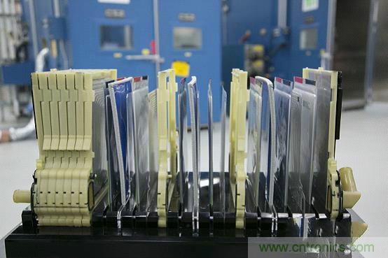 逆天的新能源！探訪“明日之星”——Bolt電池系統