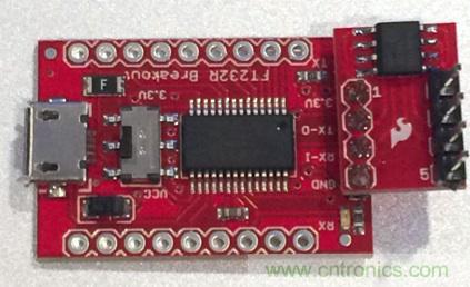  圖4：裝配好的隔離型USB-to-UART轉換器。