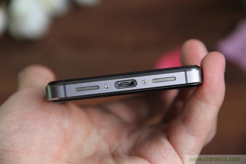 無邊框的 nubia Z9 ，一款既有驚喜，又有驚艷的智能手機