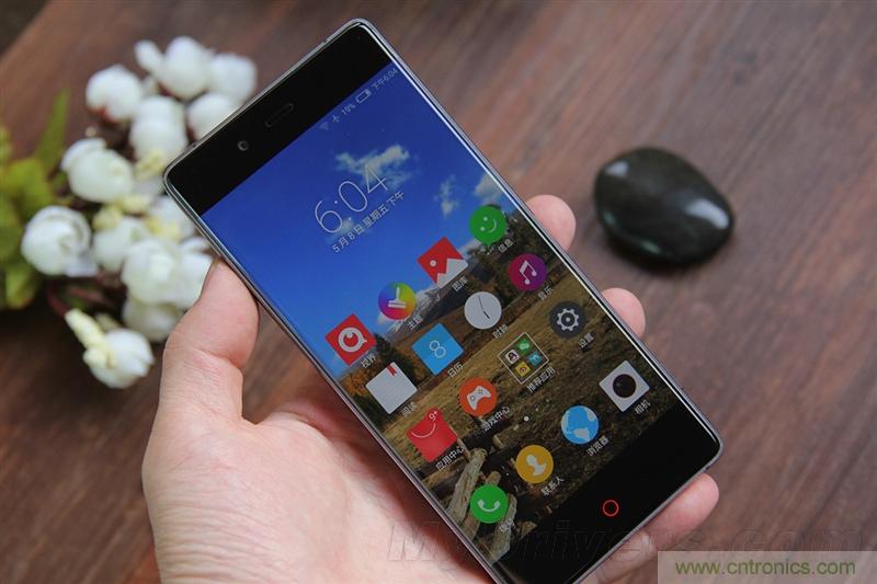 無邊框的 nubia Z9 ，一款既有驚喜，又有驚艷的智能手機