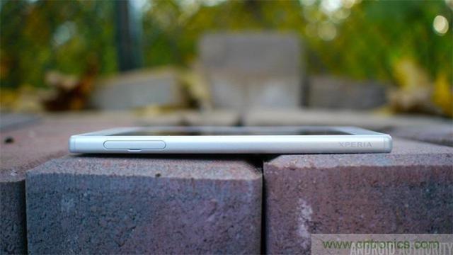 傳奇索尼，憑借Sony Xperia Z5能否在移動市場奪得一席之地？