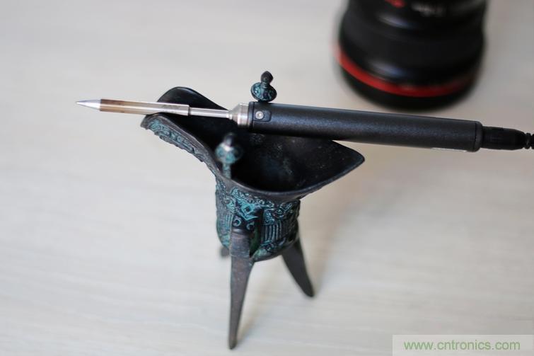 一款能喚起 70 后工程師朋友“童年趣事”的迷你電烙鐵！