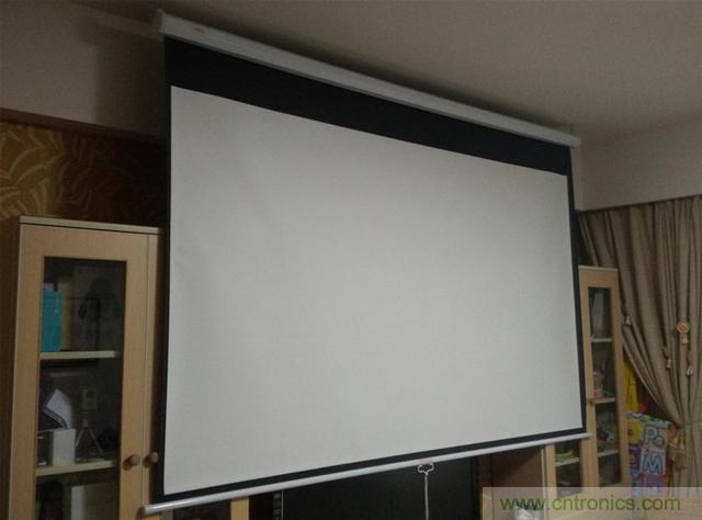無屏電視時代已然來臨，客廳你做好準備了嗎？