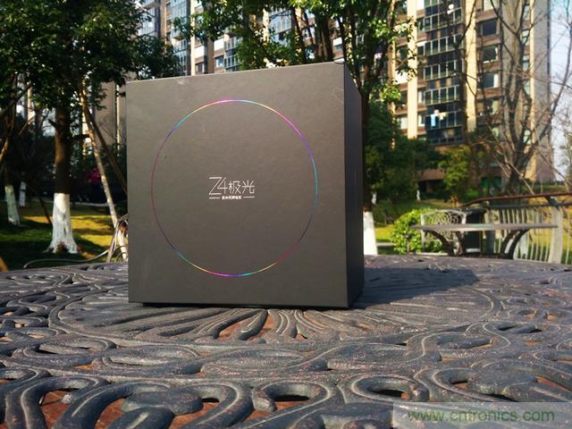 無屏電視時代已然來臨，客廳你做好準備了嗎？