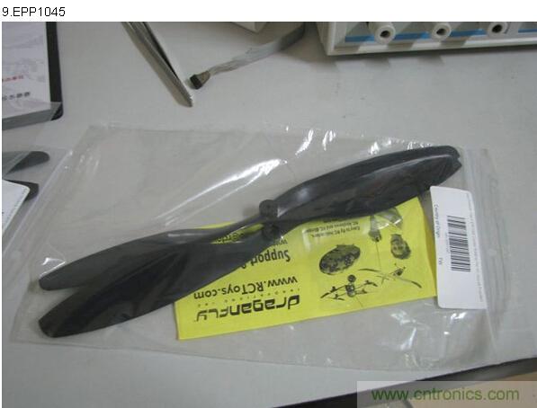 無人機 DIY 制作全過程，酷得不要不要的！