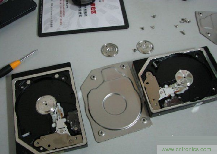 無人機 DIY 制作全過程，酷得不要不要的！
