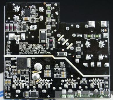 69元小米4口USB充電器詳細拆解，看完你也能DIY一個