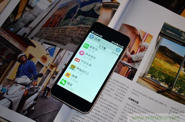 1599元，這款老年手機比小米note還貴100元