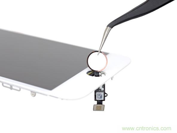 iPhone 8首拆：無線充電版本的iPhone 7？