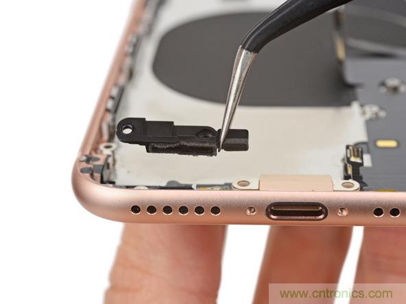 iPhone 8首拆：無線充電版本的iPhone 7？