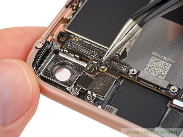 iPhone 8首拆：無線充電版本的iPhone 7？