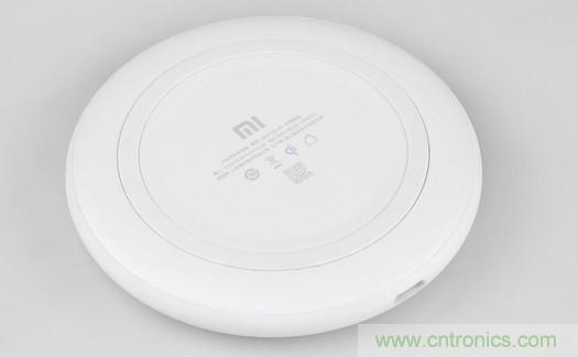 拆解對比：系出同門，小米、紫米無線充電器的差別有多大？