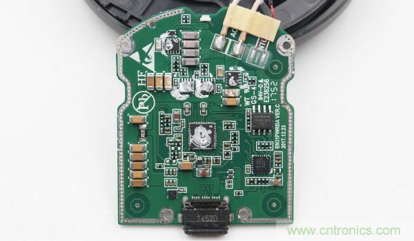 拆解華為保時捷設計快充無線充電器：憑啥能賣699？