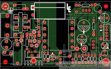 PCB元器件如何擺，線路該如何連接才能提高主板性能？