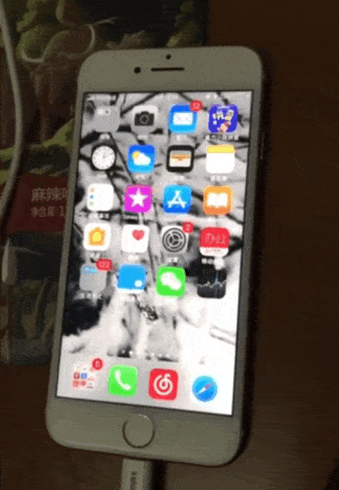 拆了個電容之后，我的iPhone也會自動訂房了